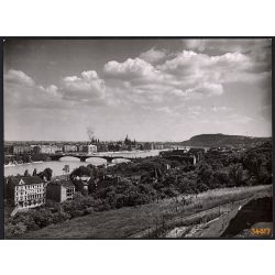   Nagyobb méret, Szendrő István fotóművészeti alkotása, Budapesti panoráma az 1945 előtti időszakból,  1940-es évek. Eredeti, pecséttel jelzett fotó, papírkép, Agfa Brovira papíron. Dekorációnak, ajándé